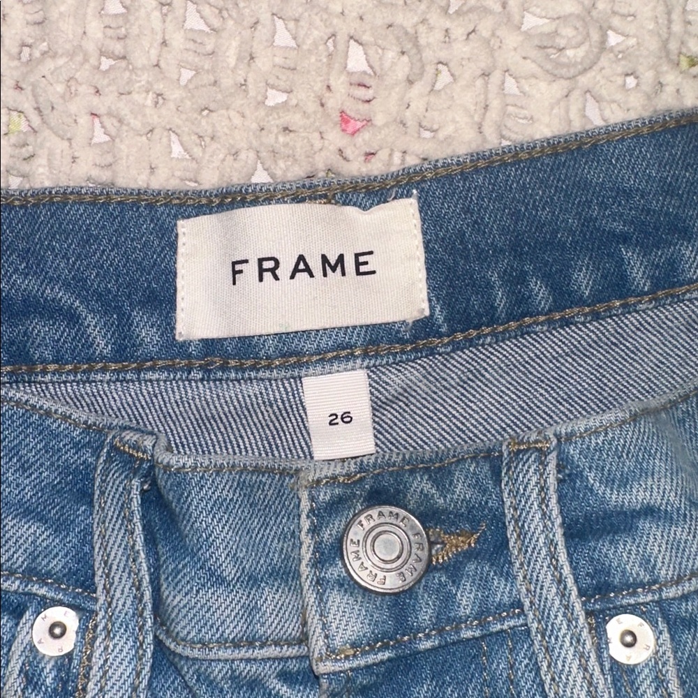 Frame shorts - Picture 2 of 3